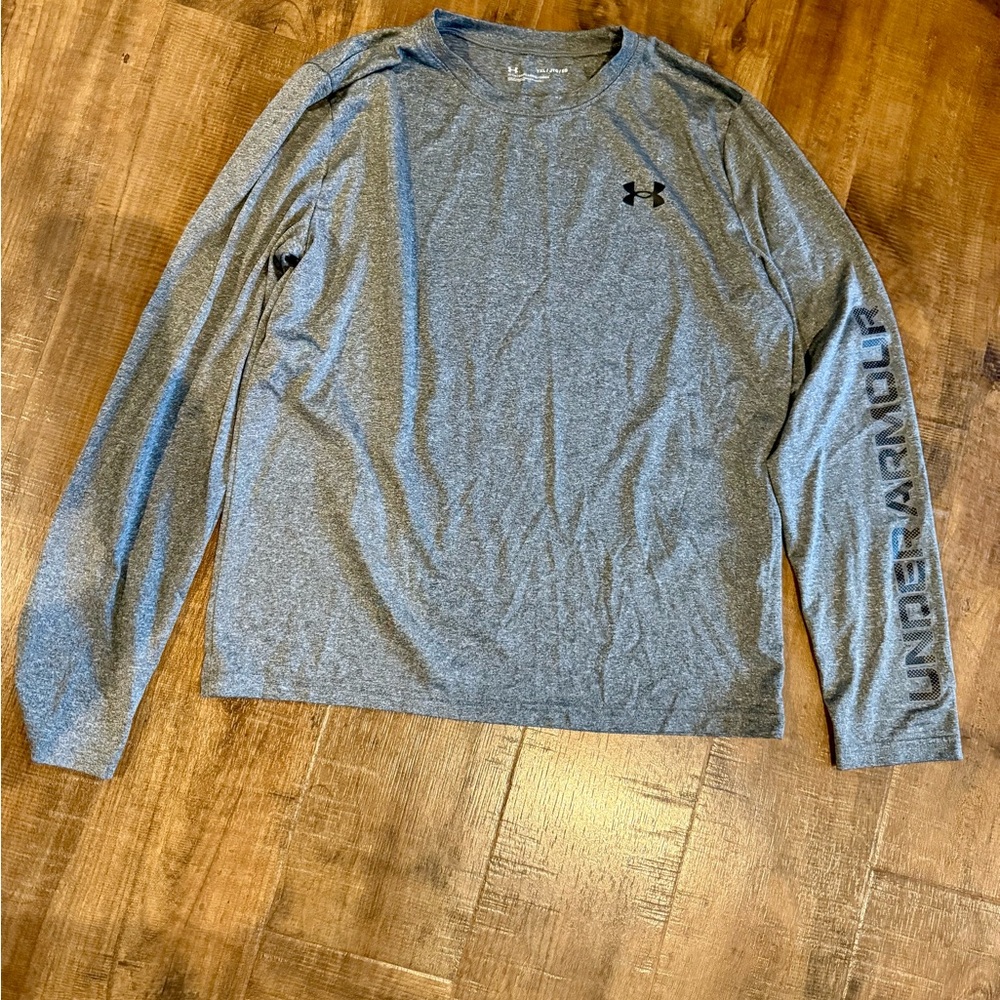 Under Armour Dri Fit Heather Gray Long Sleeve Tee